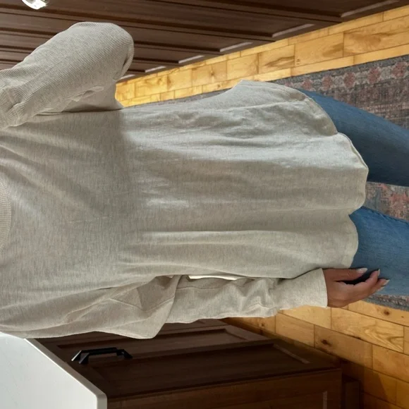 NWT: aerie long sleeve oversized boyfriend t shirt | xxs - Picture 8 of 9